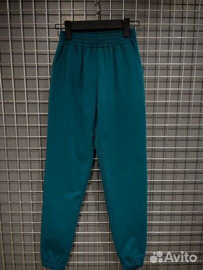 Спортивные штаны