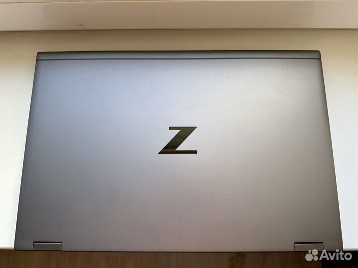 HP ZBook Fury 17 G7 - i7/32/512/RTX 5000 16Gb