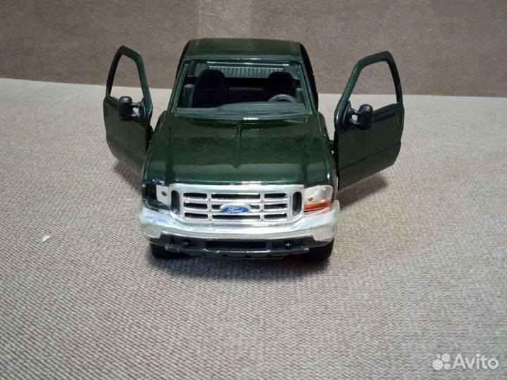 Модель Форд Пикап