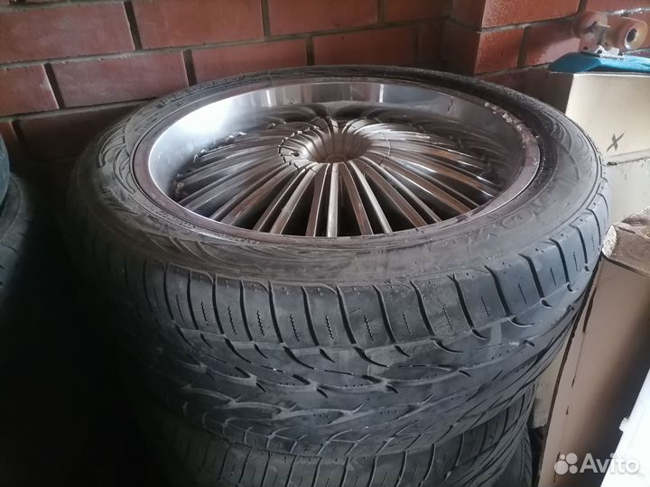 Колеса летние r22