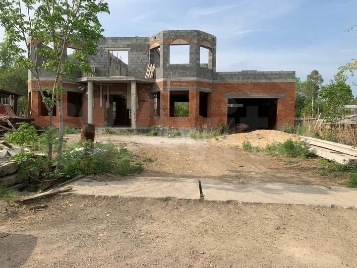 Дом 360 м² на участке 12 сот.