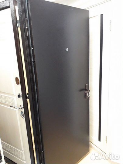 Дверь входная металлическая утепленная