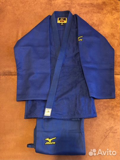Новое Кимоно для дзюдо mizuno 170