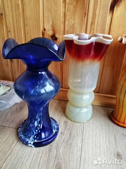 Вазы цветное стекло красный май СССР