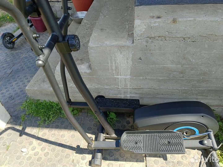 Эллиптический тренажер новый