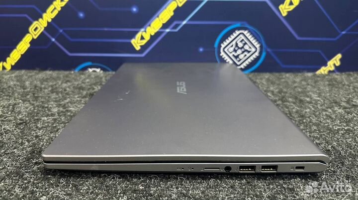 Asus A516JA (i5-1035G1, 8GB, SSD240, iUHD)