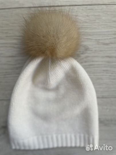 Кашемировая шапка с Куницей