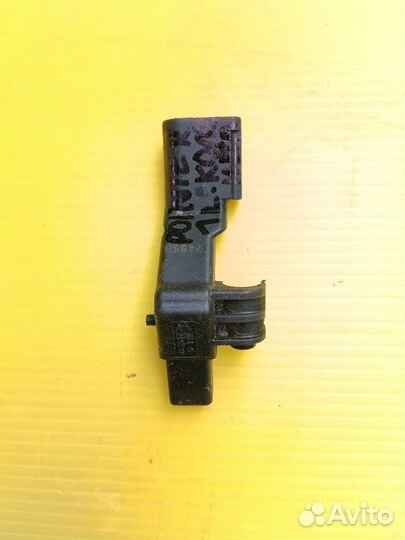 VW Pointer Датчик положения коленвала 045906433A