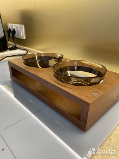 Миска для животных на подставке
