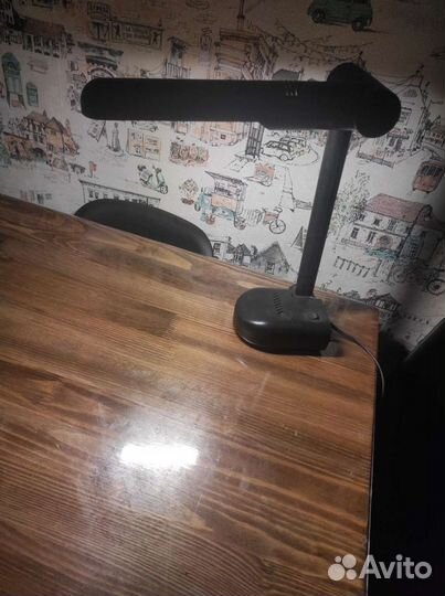 Лампа настольная