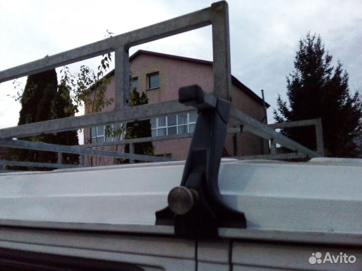 Багажник на крышу