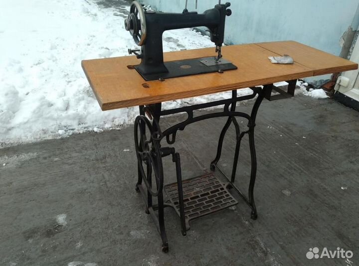 Швейная машинка