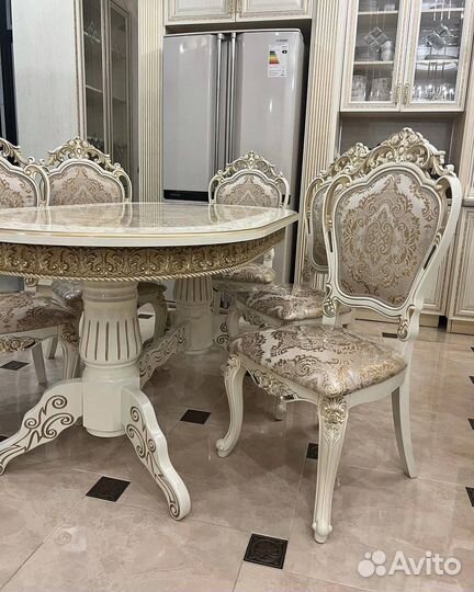 Кухонный стол и стулья обеденная группа