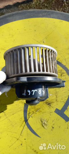 Моторчик печки Митцубиси Кольт c 1996-2004 г