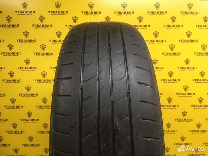 Kumho Solus KL21 235/65 R17 104T