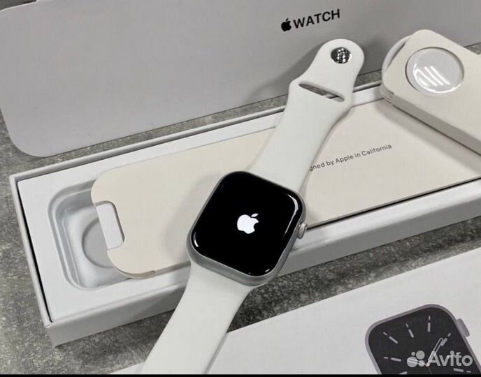 Apple Watch S8 41mm silver Витринные,Рассрочка