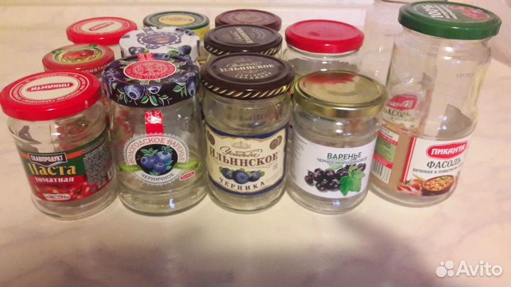 Стеклянные банки (разных размеров)