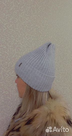 Шапка женская вязаная на флисе