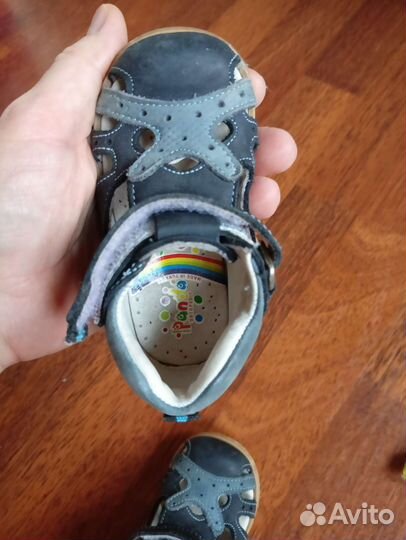 Сандали на малыша