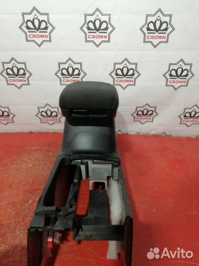 Центральная консоль Mitsubishi Outlander 2