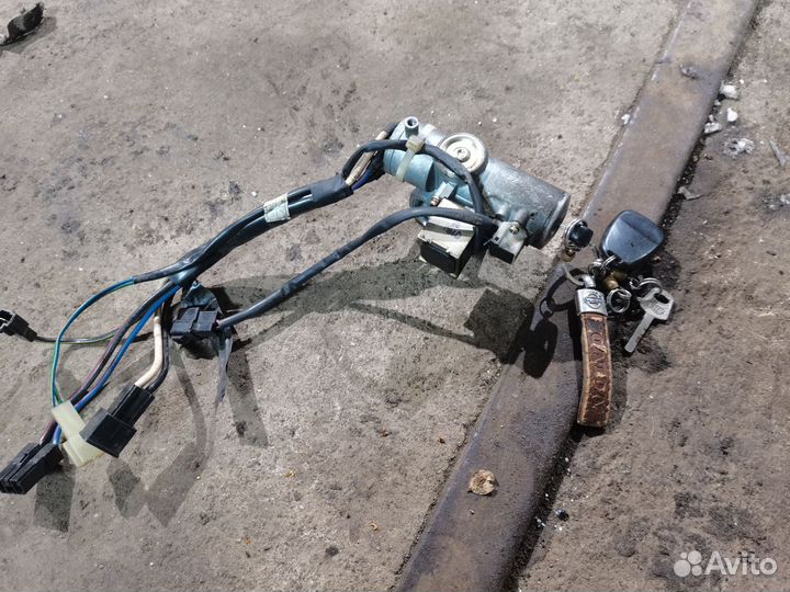 Замок зажигания kia sportage 1 ja FE 2.0