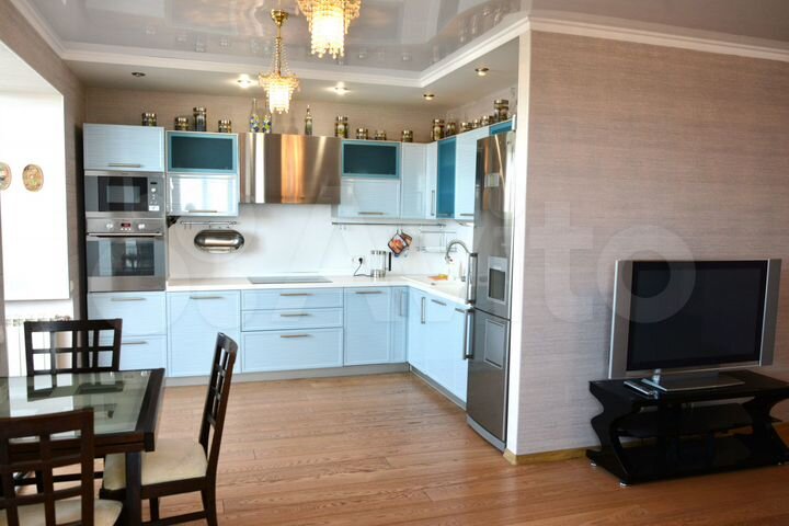 2-к. квартира, 78 м², 12/14 эт.