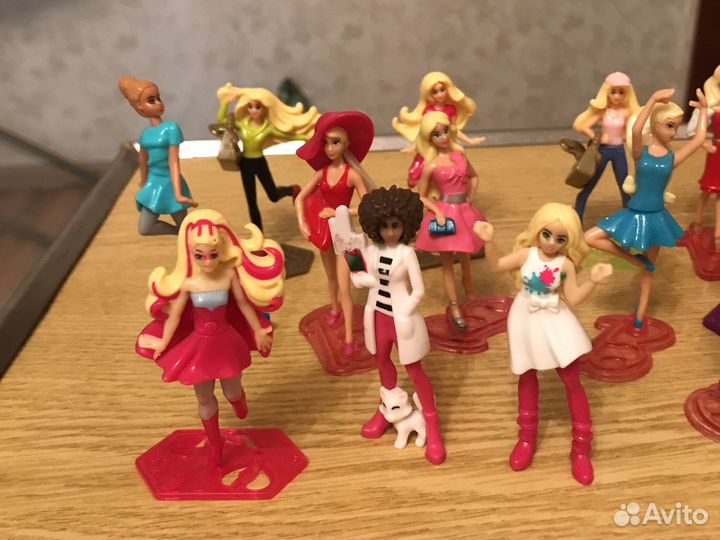Коллекция киндеров барби,винкс,принцессы Диснея