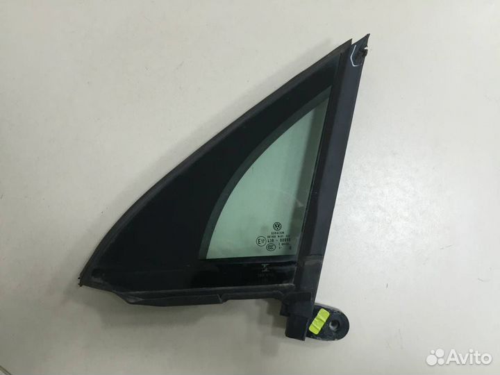 Стекло двери передней левой форточка Volkswagen Ti