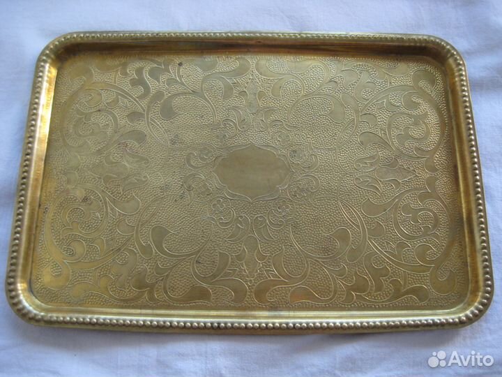 Поднос латунь