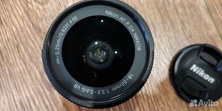 Объектив Nikon 18-55mm