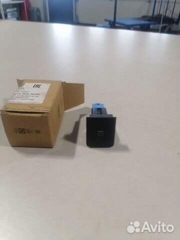 Кнопка противотуманной фары задней VW Transporter