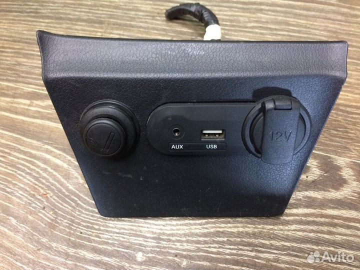 Блок, разъём AUX USB Kia Rio 3 2011-2017