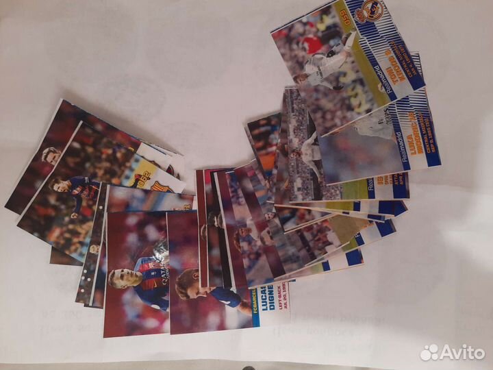 Вкладыши от жвачек,марки,открытки