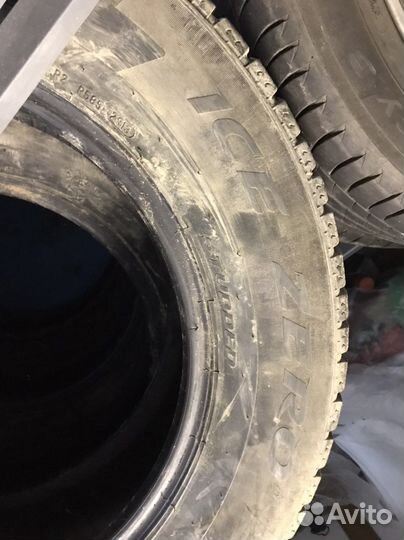 Pirelli Ice Zero 235/65 R17 108T