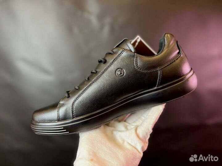 Кроссовки Ecco