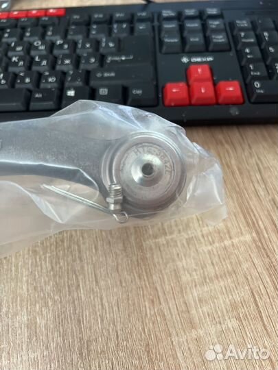 Наконечник рулевой тяги левый mazda demio verisa