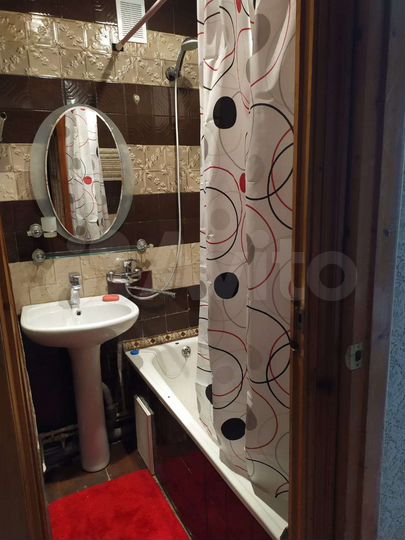 2-к. квартира, 49 м², 5/5 эт.