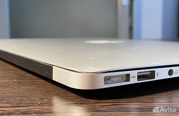 Ноутбук Apple MacBook Air 13 Early 2014 A1466