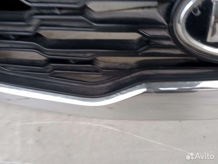 Решетка радиатора Kia Ceed 1