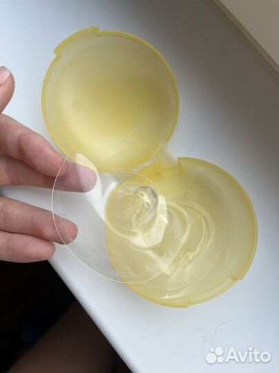 Накладки на грудь medela