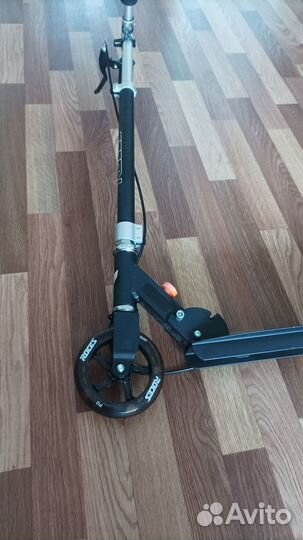 Продам самокат детский до 80кг