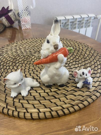 Фарфоровые статуэтки