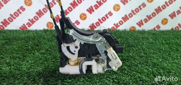 Замок боковой двери задний левый Mitsubishi Lancer