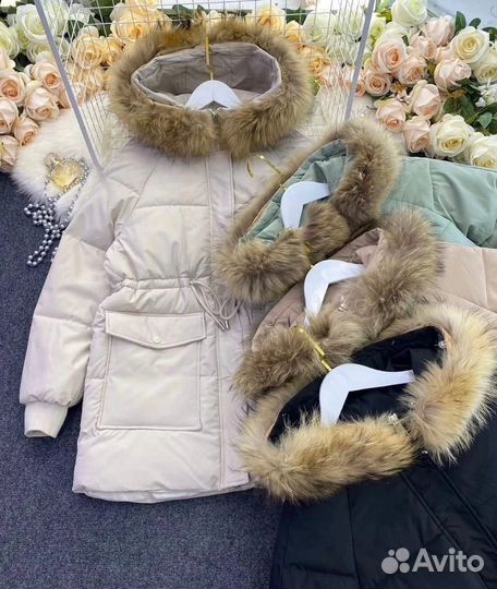 Пуховик зимний женский