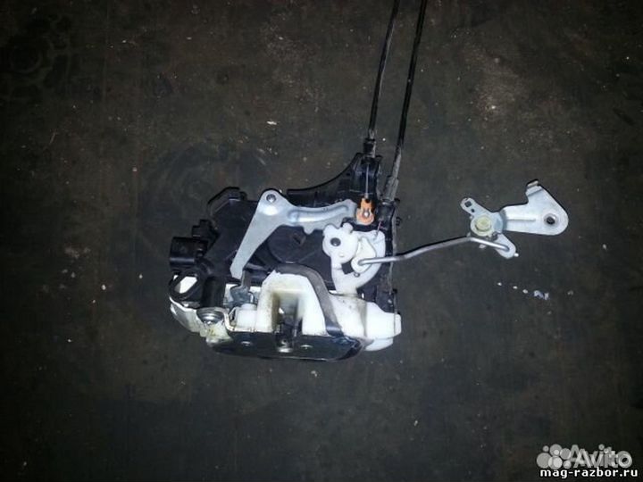 Замок двери Mitsubishi Lancer X передний правый