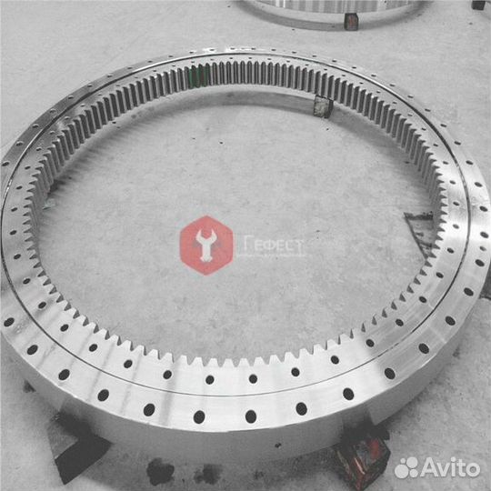 Опорно-поворотный круг JCB JS230LC