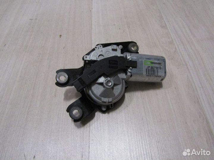 Моторчик стеклоочистителя заднего стекла Land Rove