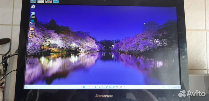 Продаю Моноблок Lenovo С540