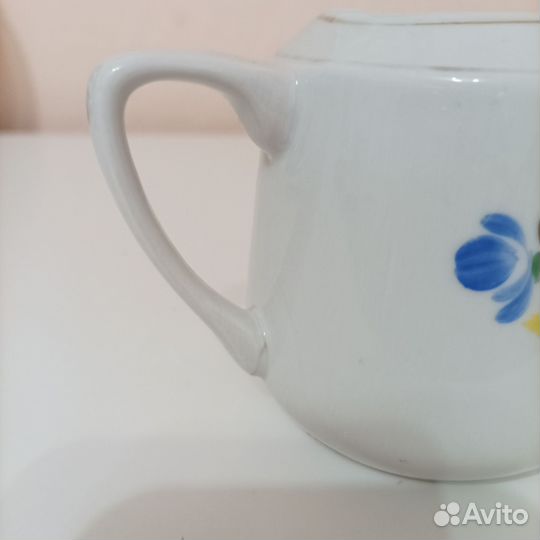 Молочник дулево