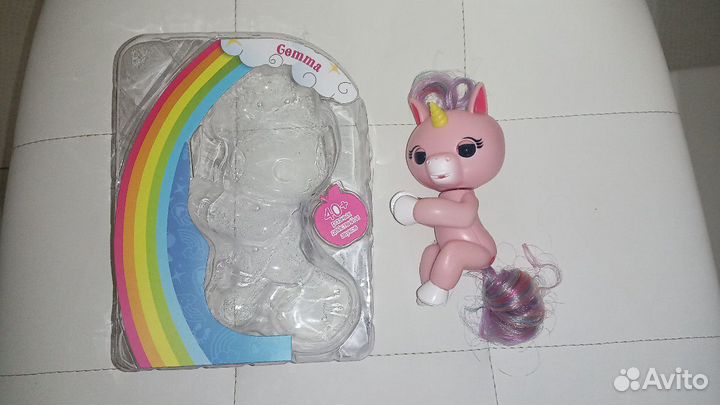 Fingerlings Интерактивная игрушка Единорог Гемма ц